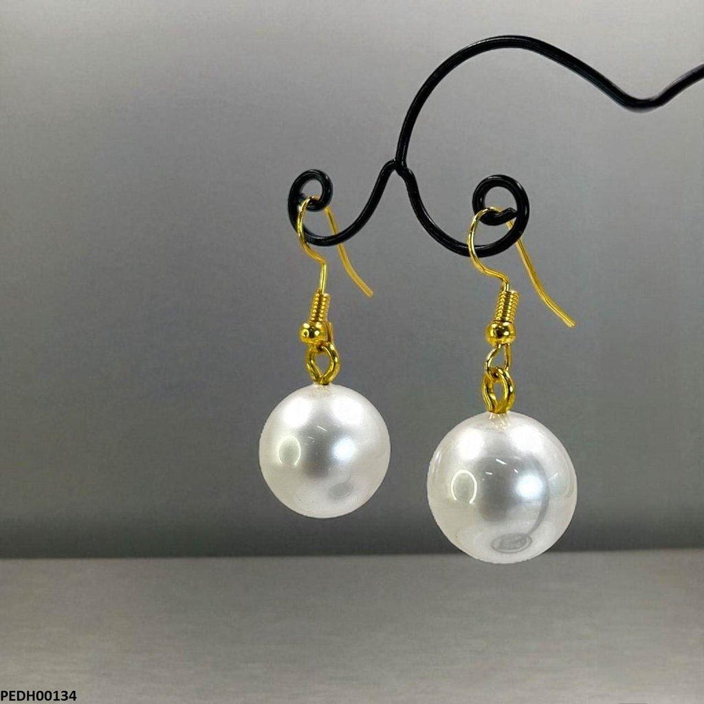 Pearl Drop Earring