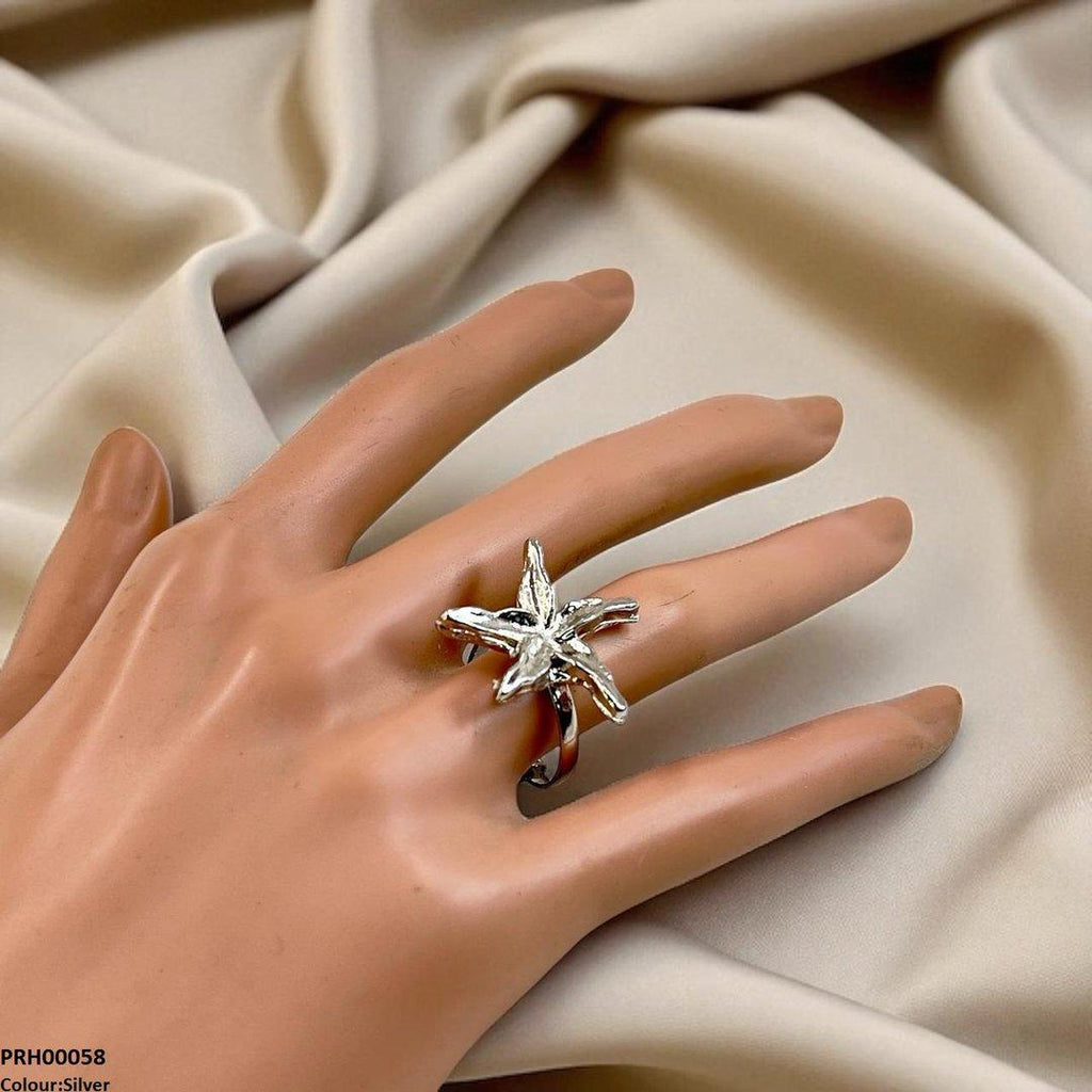 Flower Ring Adjustable