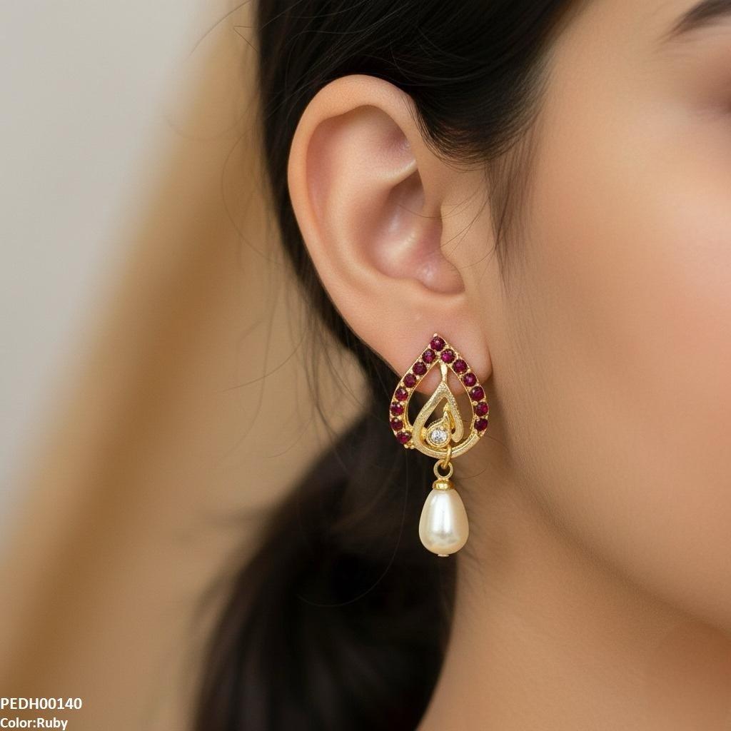Tear Pearl Drop Earrings