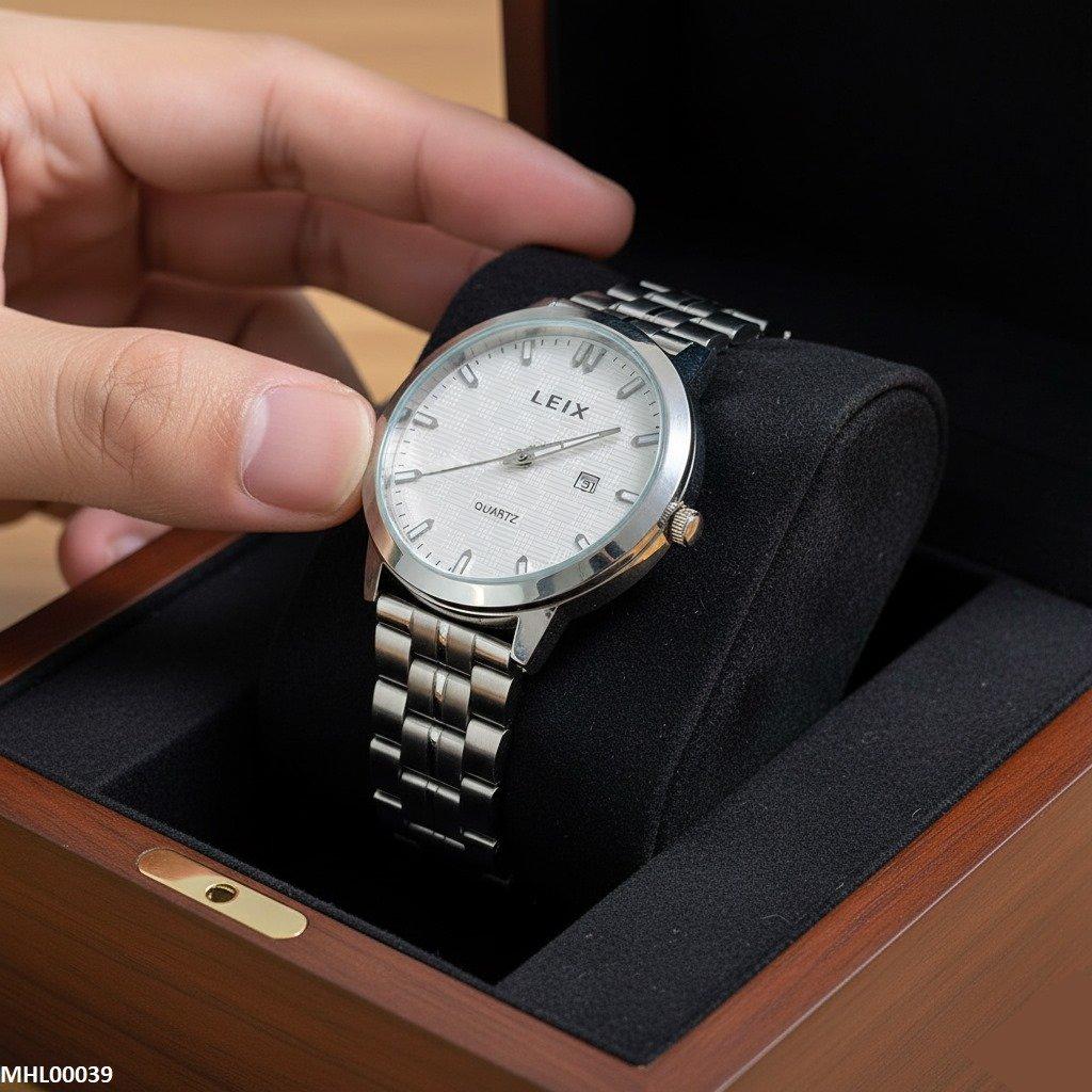 Round Quartz Men's Watch