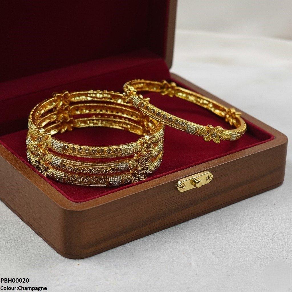 Flower 4 Pcs Of Bangles Set
