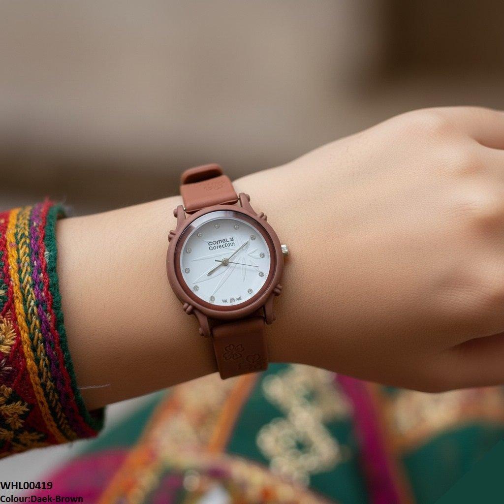 Round Leaf Dial Rubber Strap Women's Watch