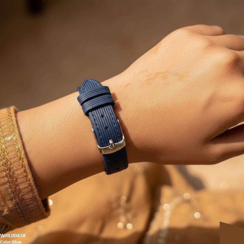 Round Leather Strap Women's Watch