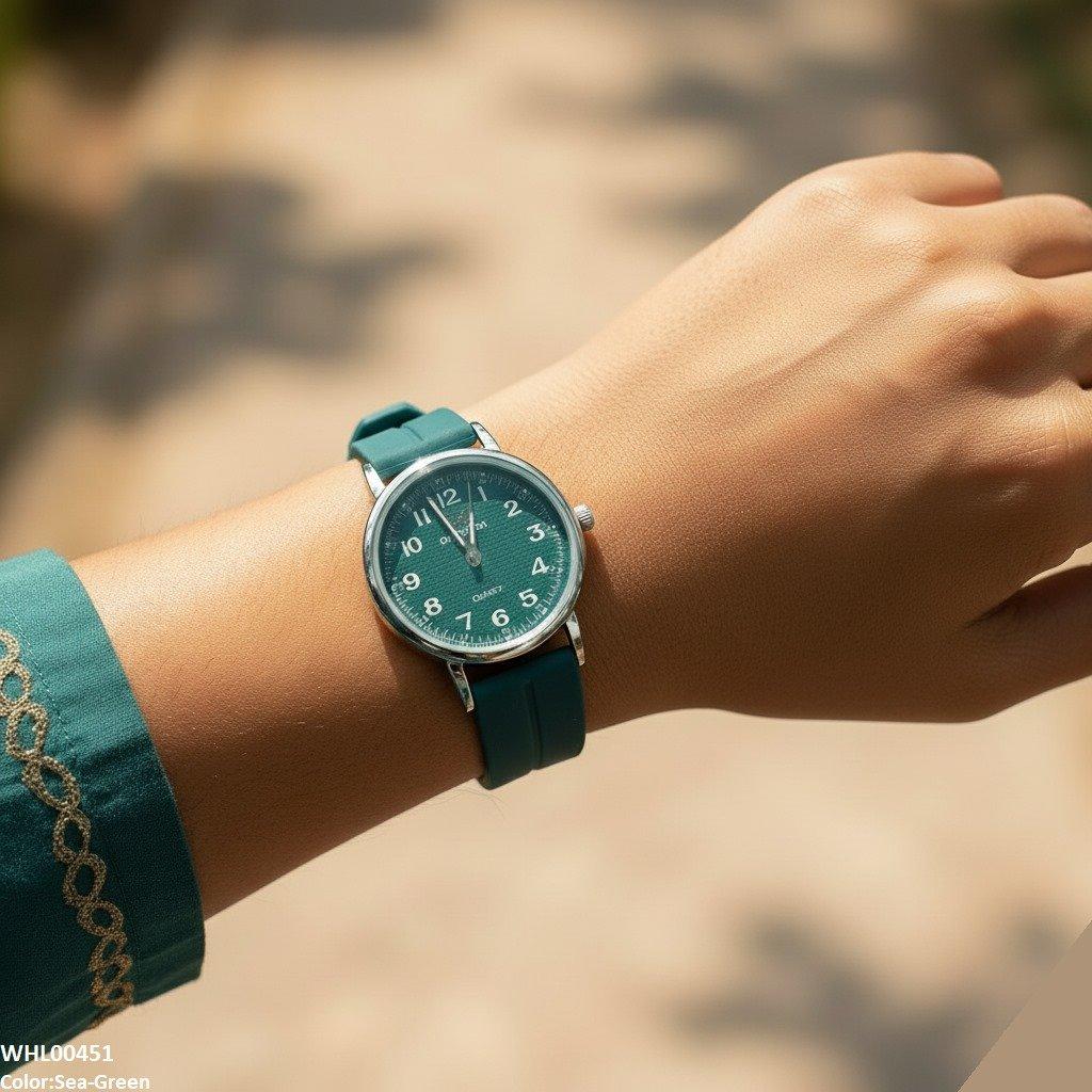 Number's Dial Magnetic Rubber Strap Women's Watch