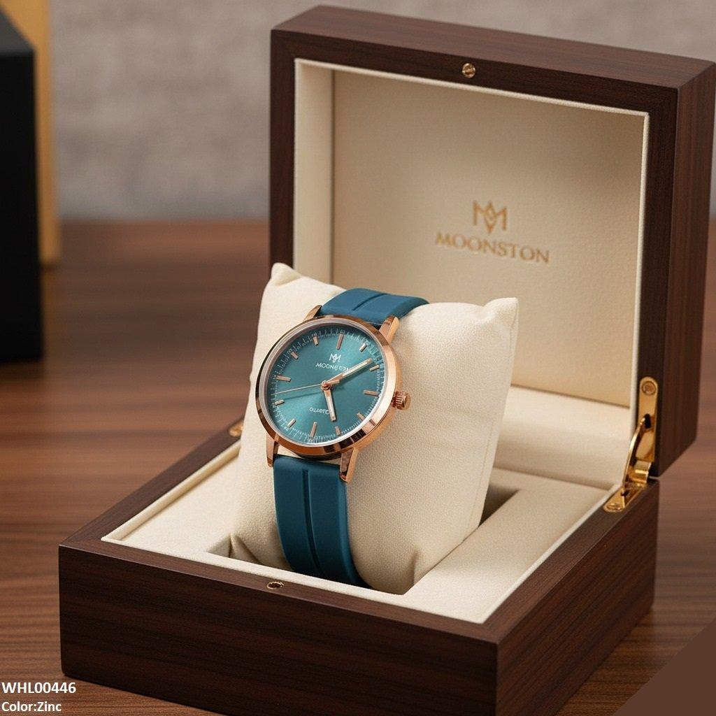 Round Magnetic Rubber Strap Women's Watch