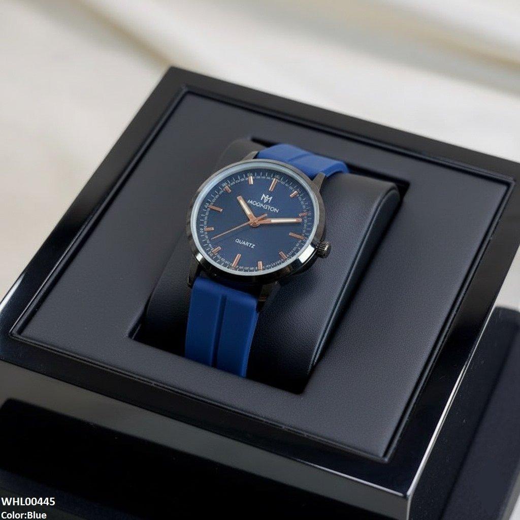 Round Black Bezel Magnetic Rubber Strap Women's Watch