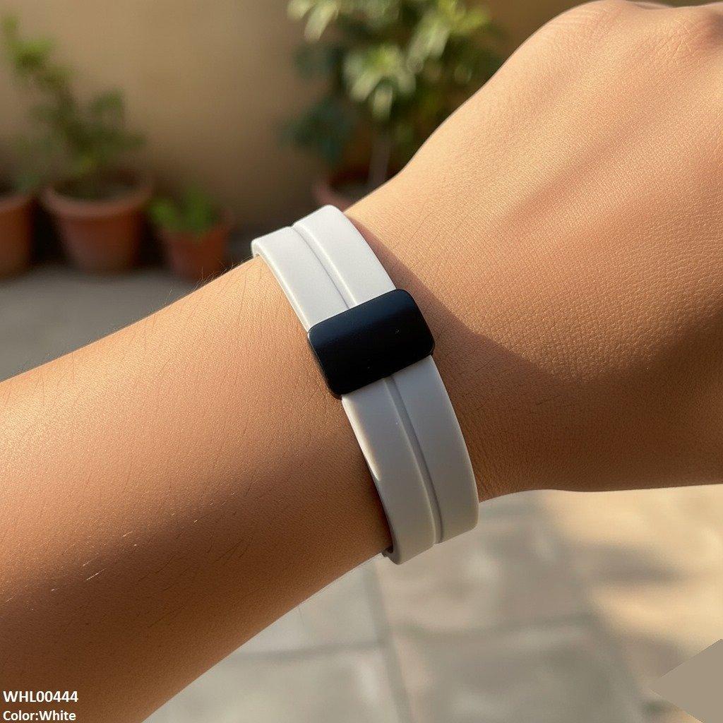 Round Black Bezel Magnetic Rubber Strap Women's Watch