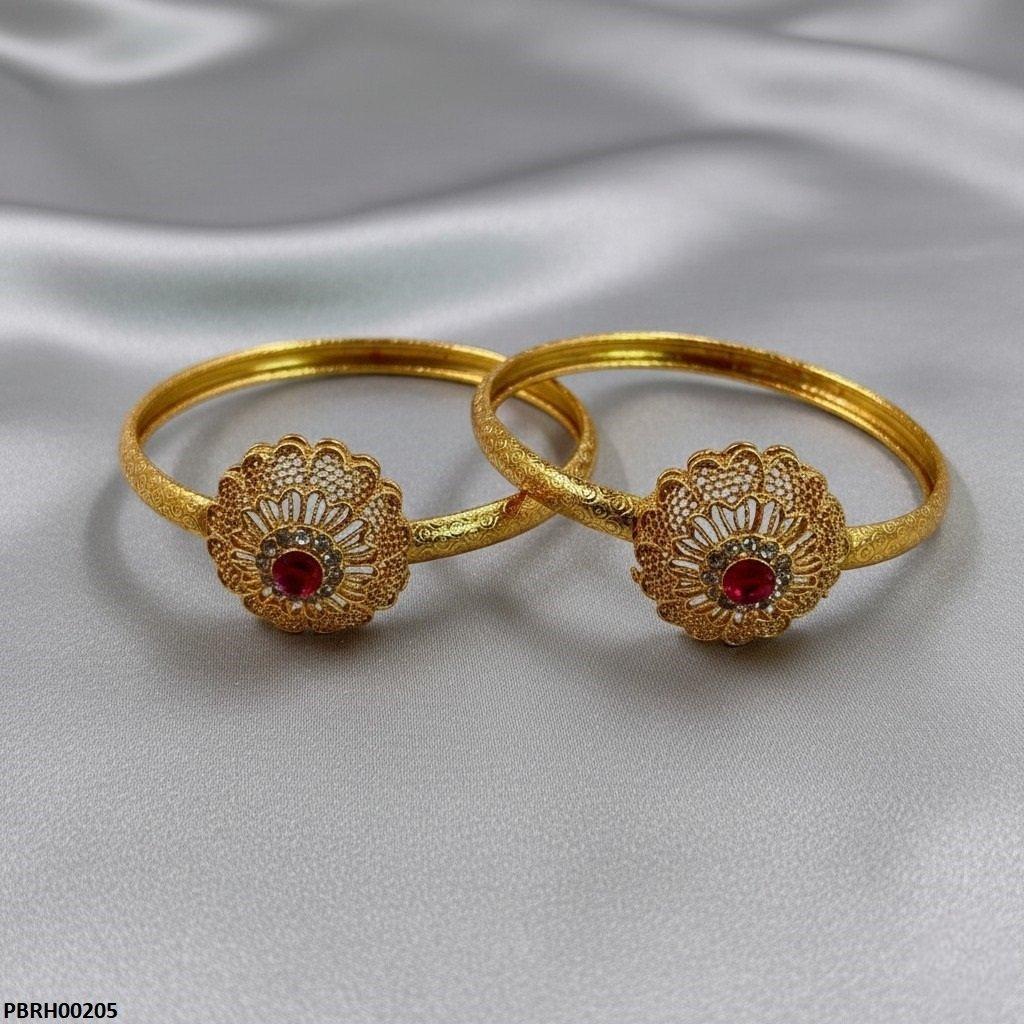Round Red Stone Flower Bangle Set
