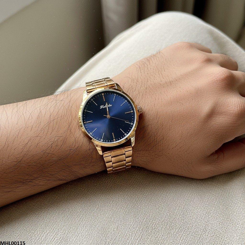 Round Blue Dial Men's Watch