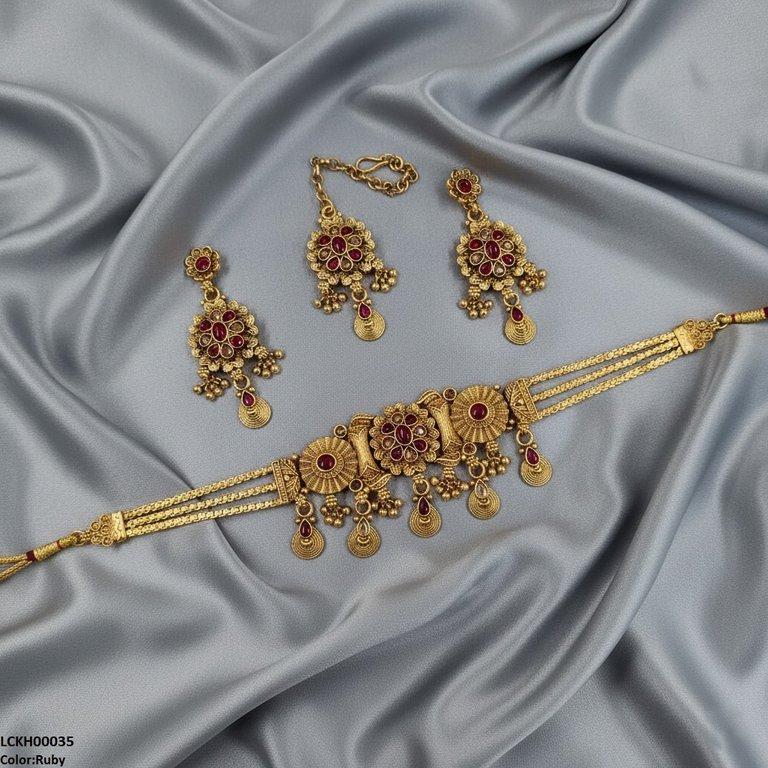 Flower Tear Drop Choker Set