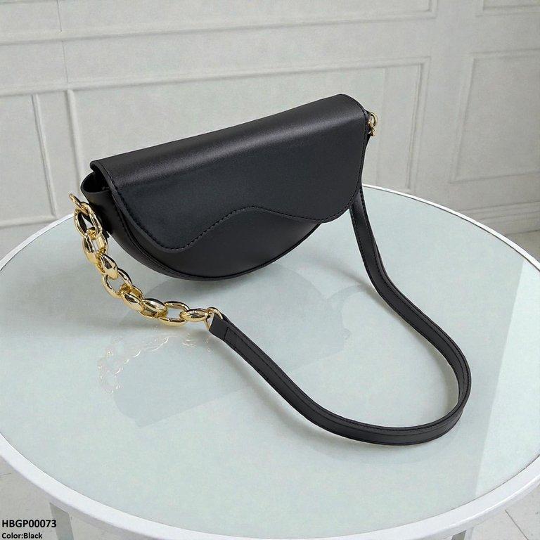 Aurelia Saddle Armpit Bag Black