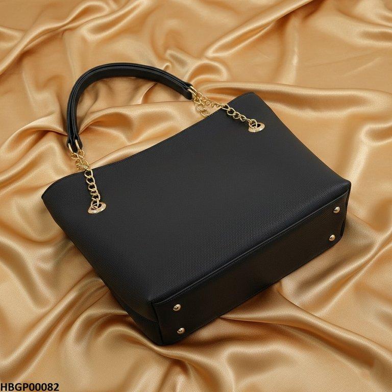 Cavelle Chain Ladies Tote Bag