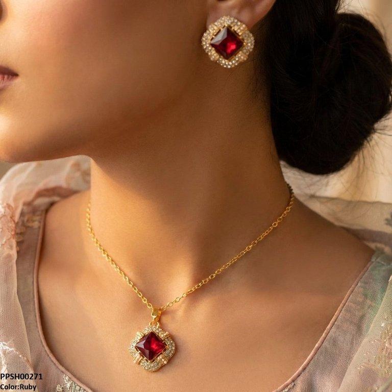 Square Pendant Set