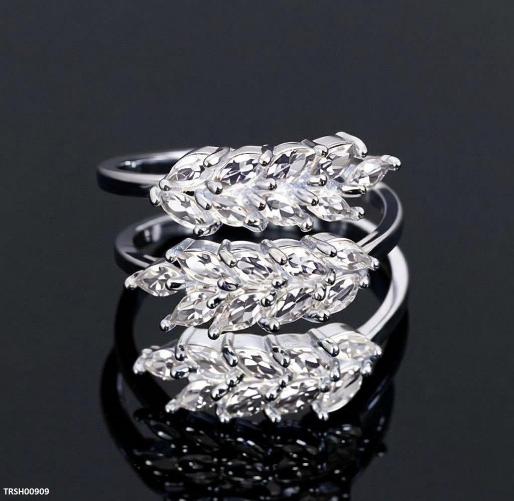 Zircon Leaf Ring Adjustable
