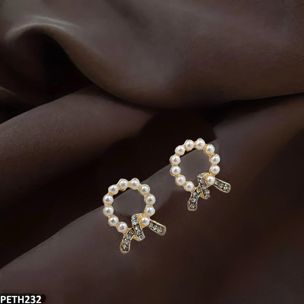Pearl Round Tops Pair