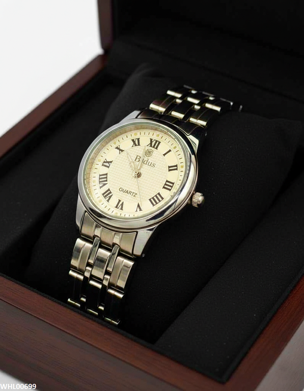 Round Dial Women's Watch