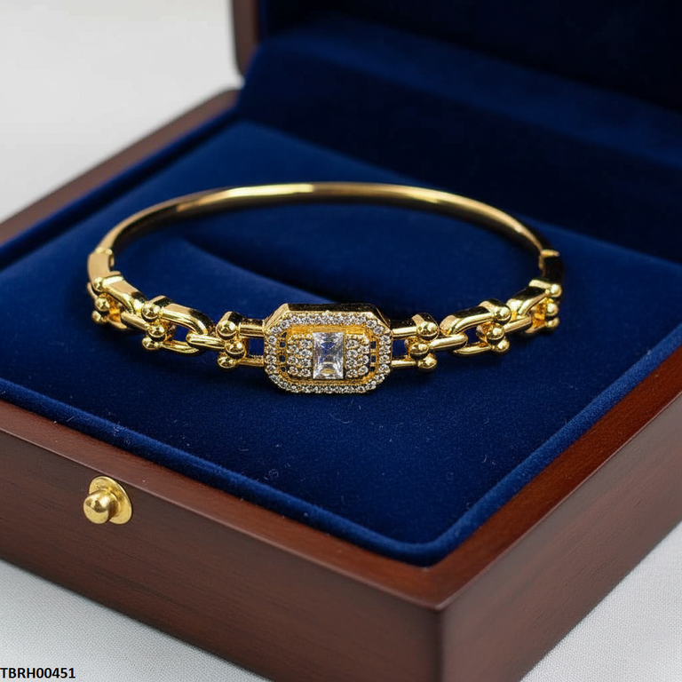 Square Bracelet Openable