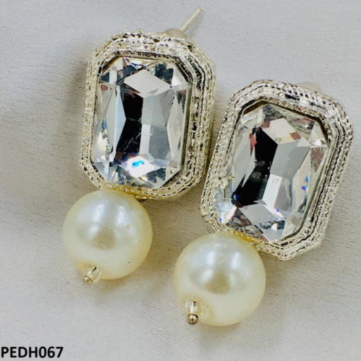 Radiant Pearl Earrings Drop Pair